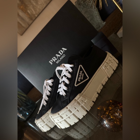 PRADA Double Wheel Re-Nylon Sneakers Sz 8 Women - Picture 1 of 6